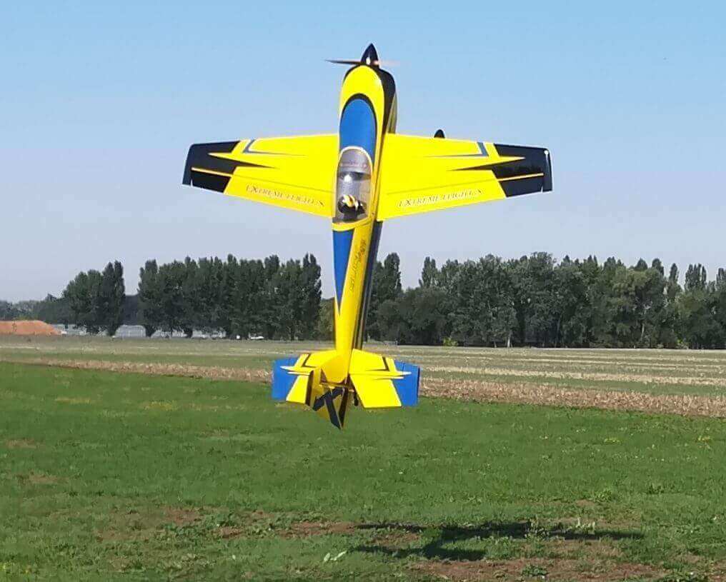 KST A203813 V8 · 20 mm digitales BrushlessHVServo bis 430 Ncm