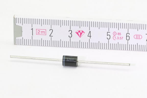 Schottky-Diode SB 1260 · 12 A · 60 V · Diotec Semiconductor